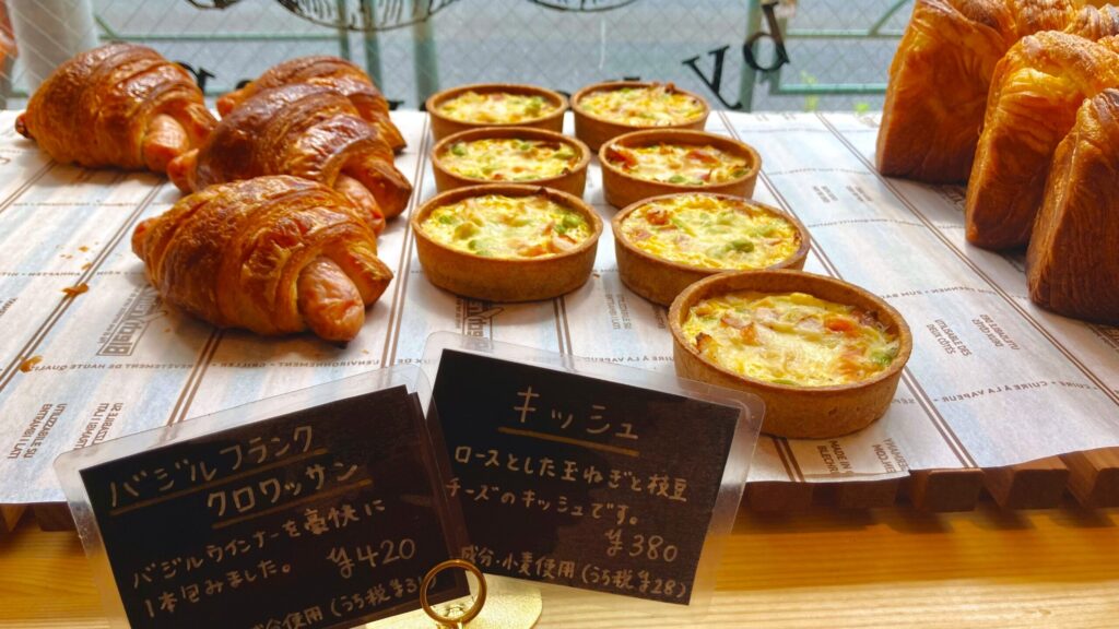 ベーカリー1960_キッシュ店内陳列画像