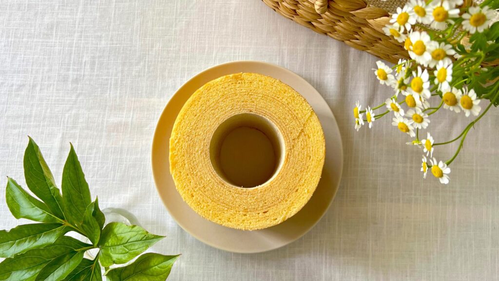 無印良品_お花に囲まれた「特大バウム」