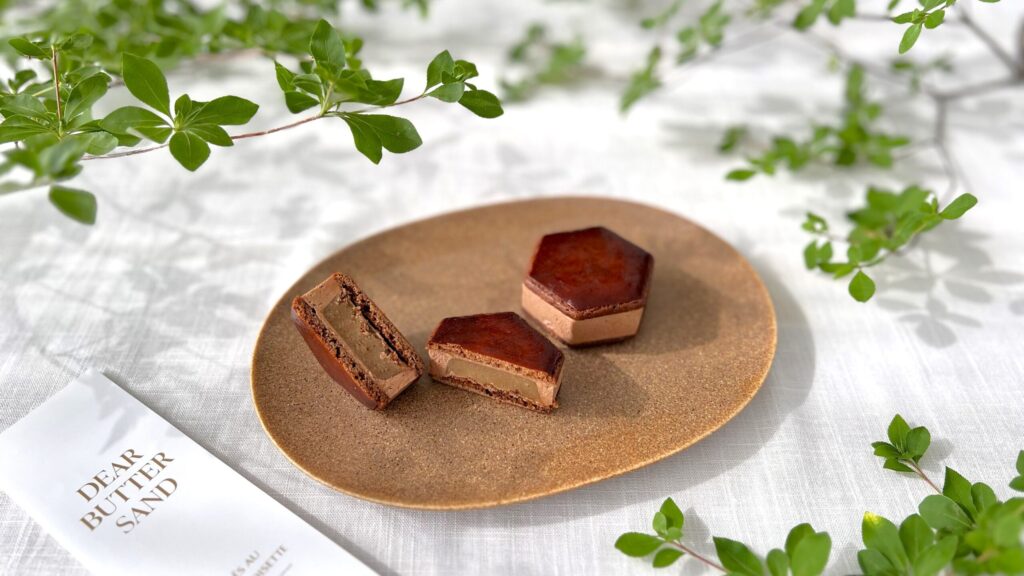 DEAR BUTTER SAND_幸せの焦がしバターサンド（マロンショコラ）の断面