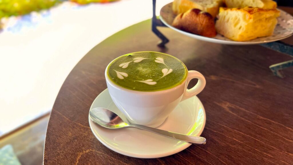 エスプレッソと嵐山庭園_抹茶