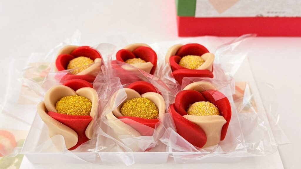 寧楽菓子司中西与三郎_「南無観椿」のパッケージの中身