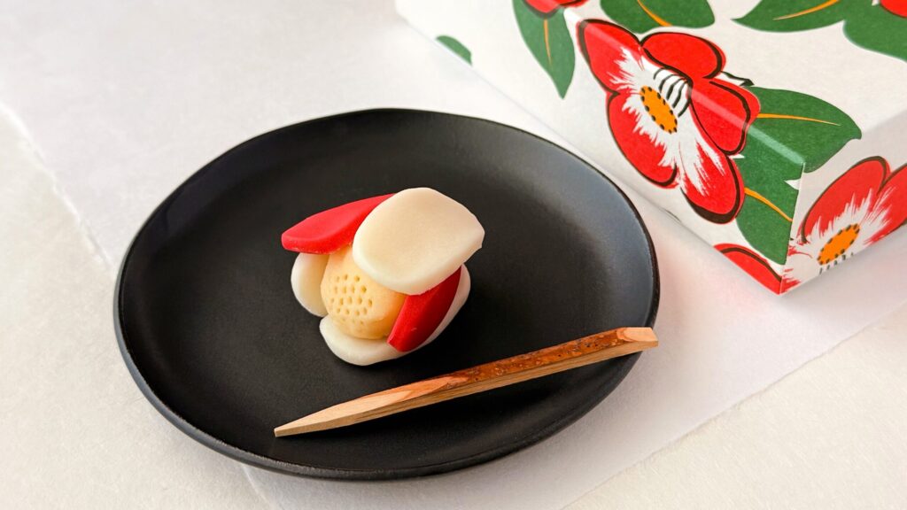 萬々堂通則_「糊こぼし」とパッケージが並んでいる様子