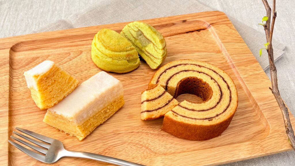 無印良品_みんなでつくるバウム3種類が皿盛りされている様子