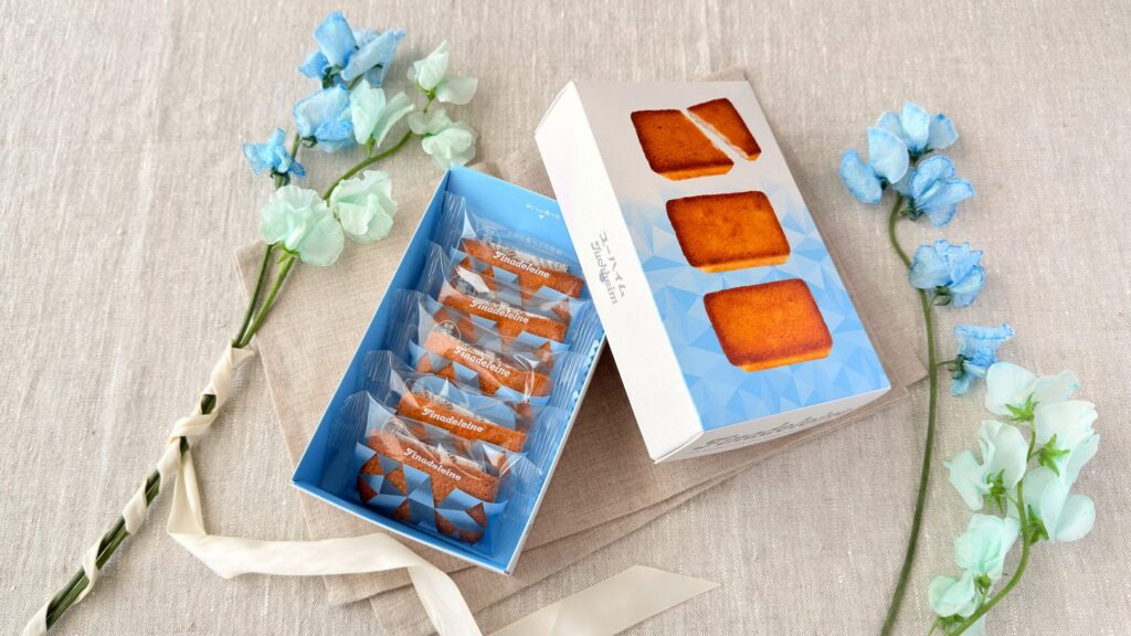 ユーハイム_「フィナドレーヌ」の箱あけ