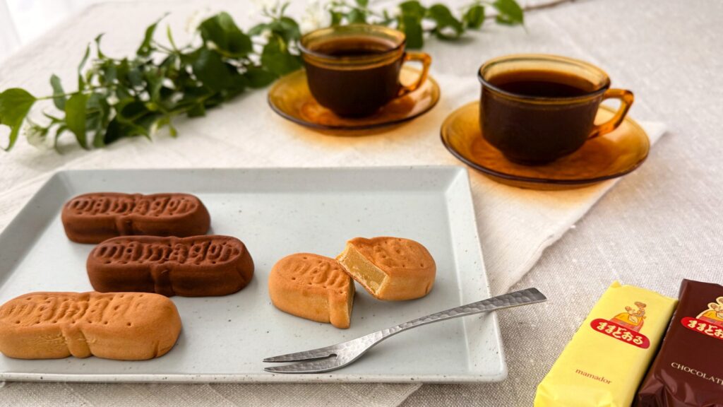 三万石_「ままどおる」と「チョコままどおる」が並んでいる様子