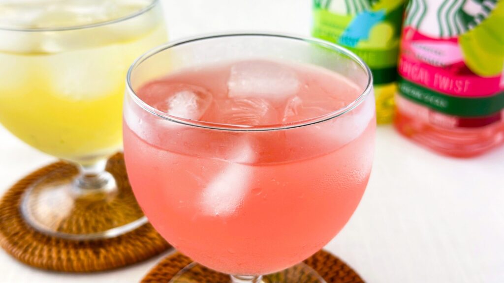 スターバックス_スターバックス® ME MOMENTの「トロピカル ツイスト」と「サンシャイン ライム」