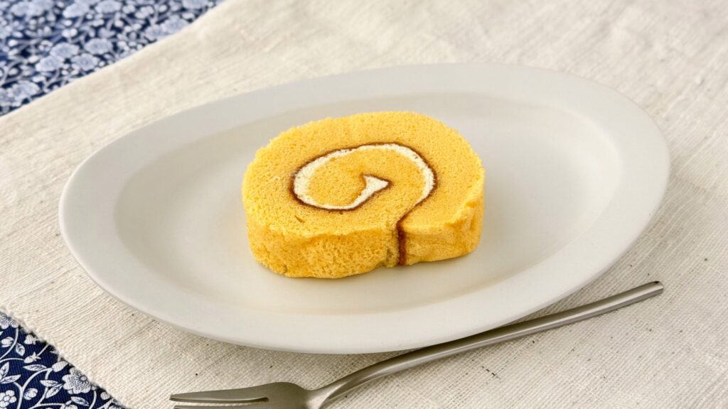 無印良品_「レモンのロールケーキ」の皿のせ