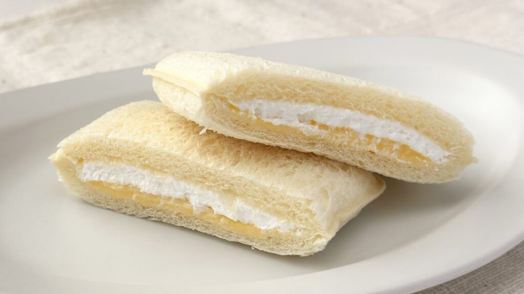 山崎製パン_ランチパック「ダブルミルク 新潟県佐渡産牛乳」の断面