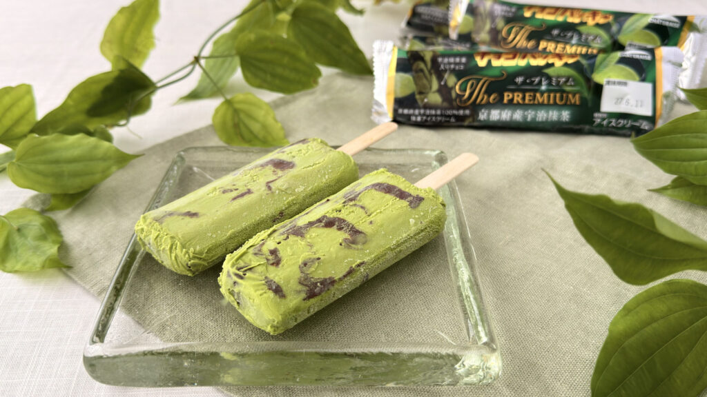 シャトレーゼ_「チョコバッキー・ザ・プレミアム 京都府産宇治抹茶」の皿盛り