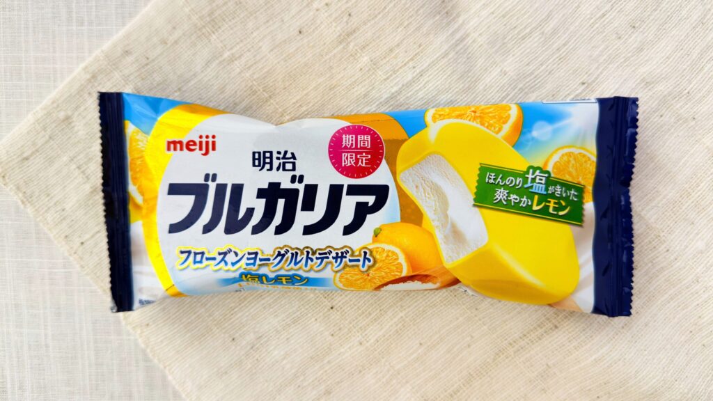 明治_「ブルガリア フローズンヨーグルトデザート 塩レモン」のパッケージ