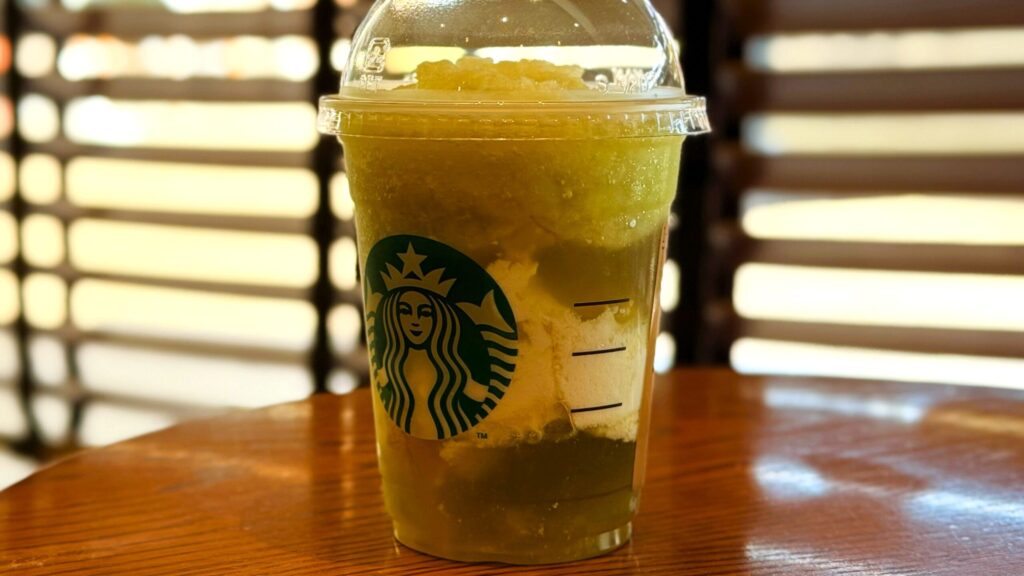 スターバックス_カスタム変更した「グラン マスカット フラペチーノ®」