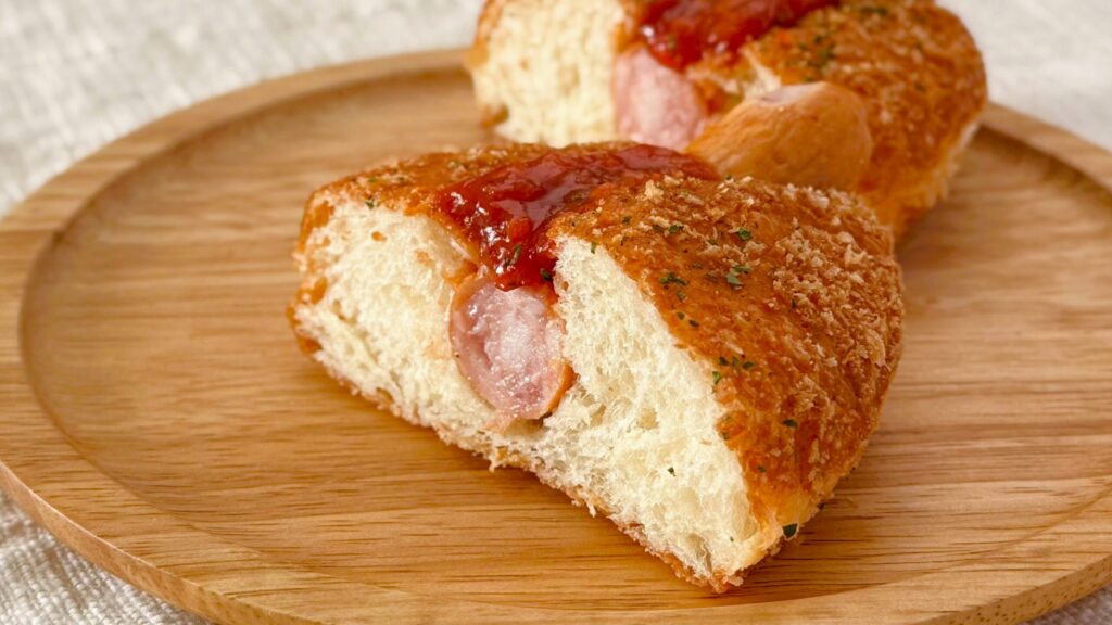 ミスタードーナツ_「ザクもっちドッグ あらびきソーセージ」の断面