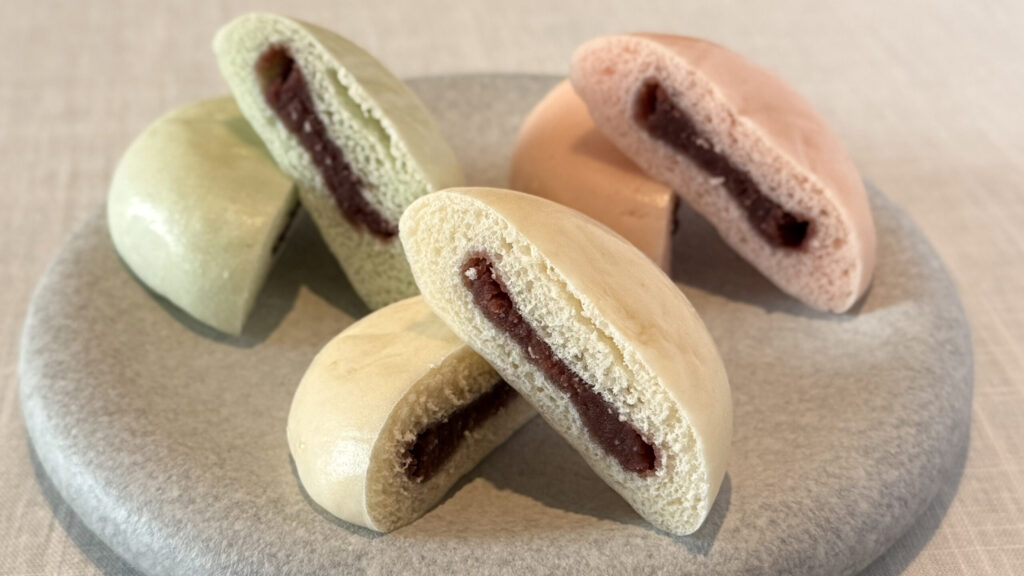 越山甘清堂_3種類の「氷室万頭」の断面