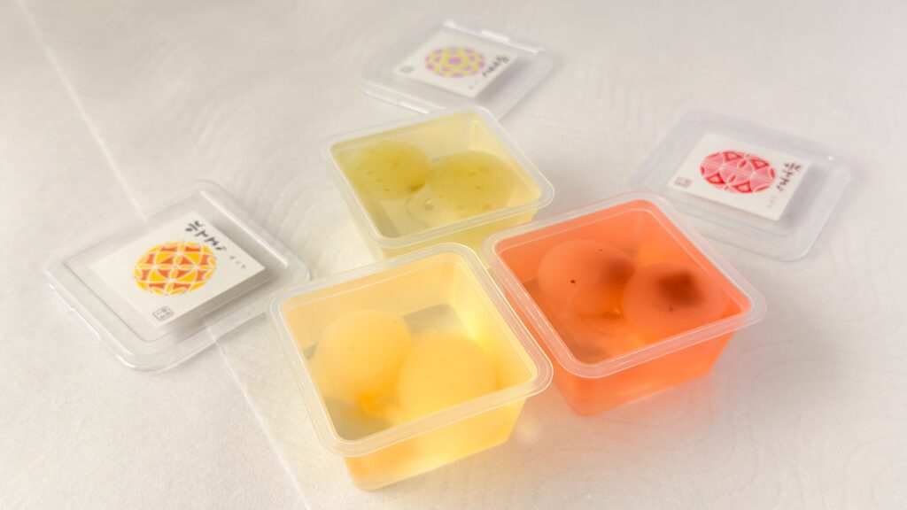 柴舟小出_「水てまり あんず」「水てまり うめ」「水てまり いちご」の蓋開け