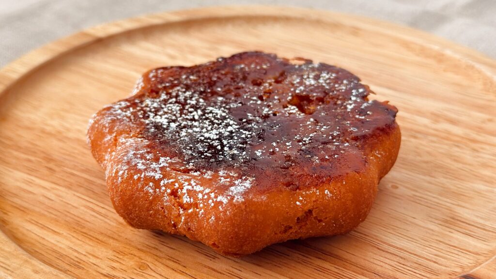 ミスタードーナツ_「さつまいもド 香ばしブリュレ」の皿のせ