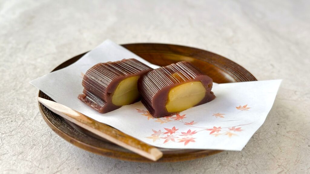 松葉屋_「月よみ山路 栗むし羊羹」の断面