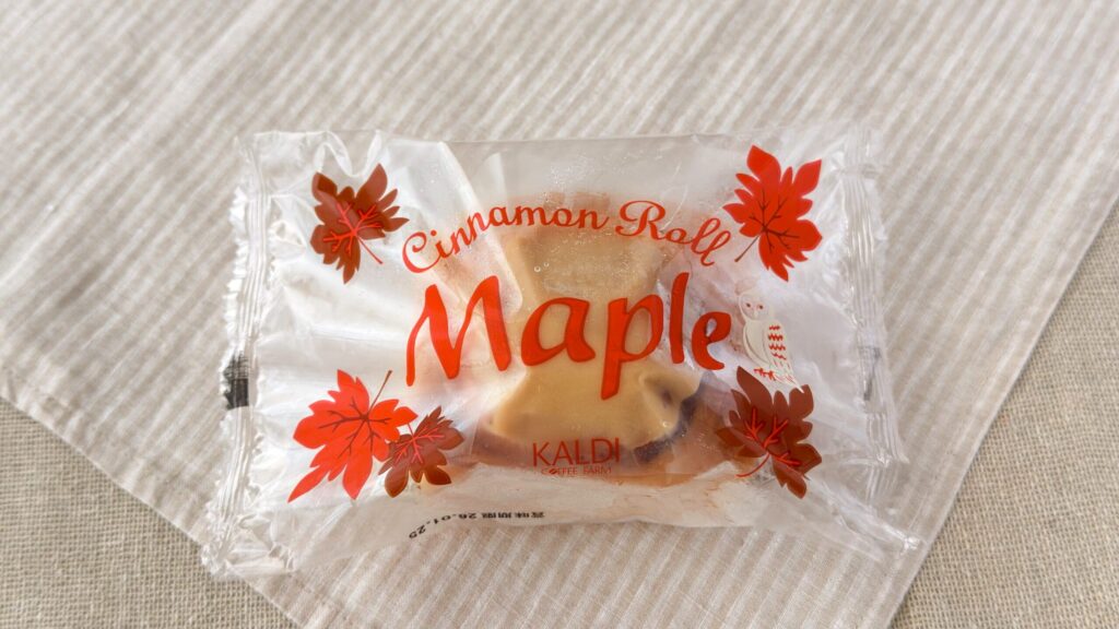 カルディ_「シナモンロールメープル」のパッケージ