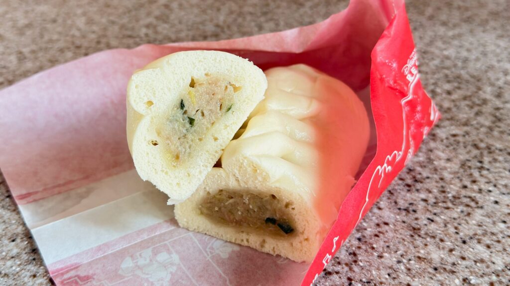 ディズニーランド_「ギョウザドッグ」の断面