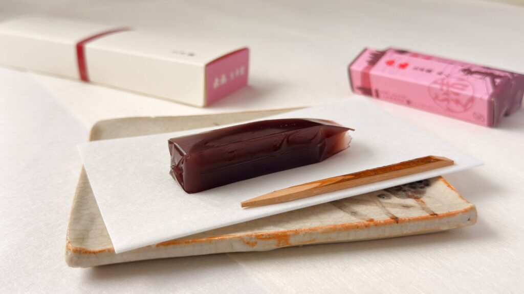 赤福_「生羊羹 あん」の皿のせ