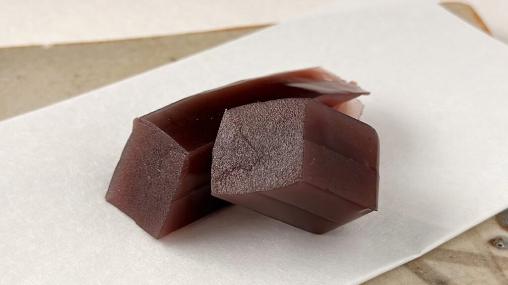 赤福_「生羊羹 あん」の断面