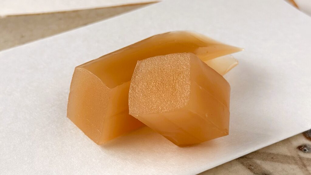 赤福_「生羊羹 白あん」の断面