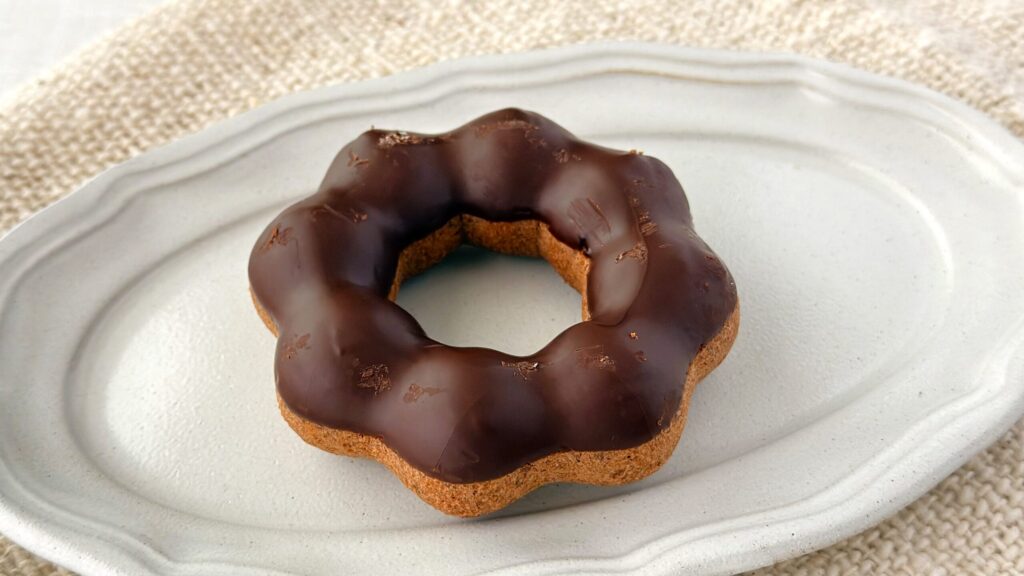 ミスタードーナツ_「ポン・デ・ダブルショコラ」の皿のせ