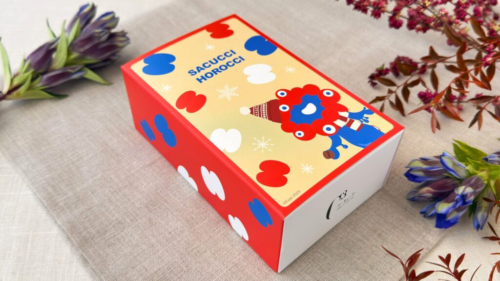 シーキューブ_「冬のミャクミャク サクッチ・ホロッチ 3種8個入」のパッケージ