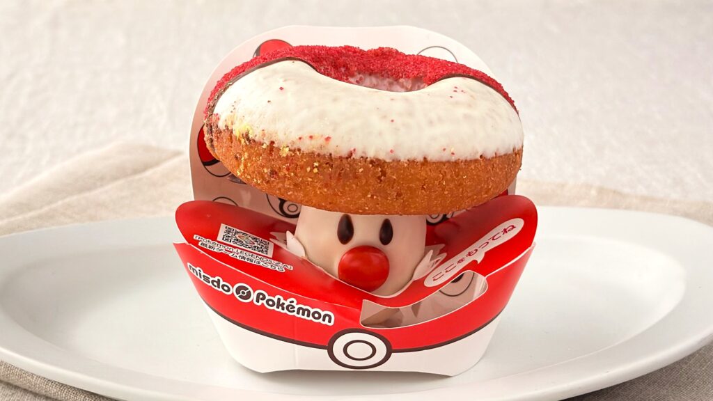 ミスタードーナツ_白皿にのったポケモンドーナツ「タマゲた! タマゲタケ ドーナツ」