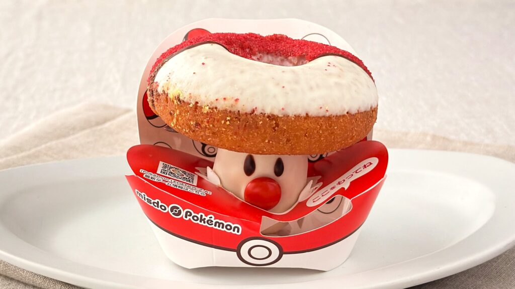 ミスタードーナツ_白皿にのったポケモンドーナツ「タマゲた！ タマゲタケ ドーナツ」