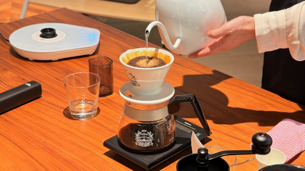 UCC_ドリップしている様子