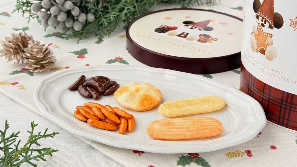 東京ディズニーリゾート_ディズニー・クリスマス2025「菓子詰め合わせ」の皿盛り