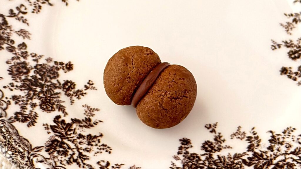 シーキューブ_「東京ティラミス」のビターエスプレッソの皿のせ