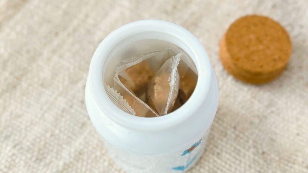 サブリナ_「バターチョコクランチ」のパッケージ開け