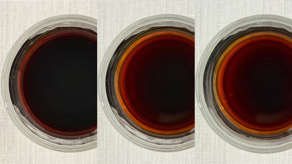 UCC_「ゴールドスペシャル」の挽き分けたコーヒーを並べた様子