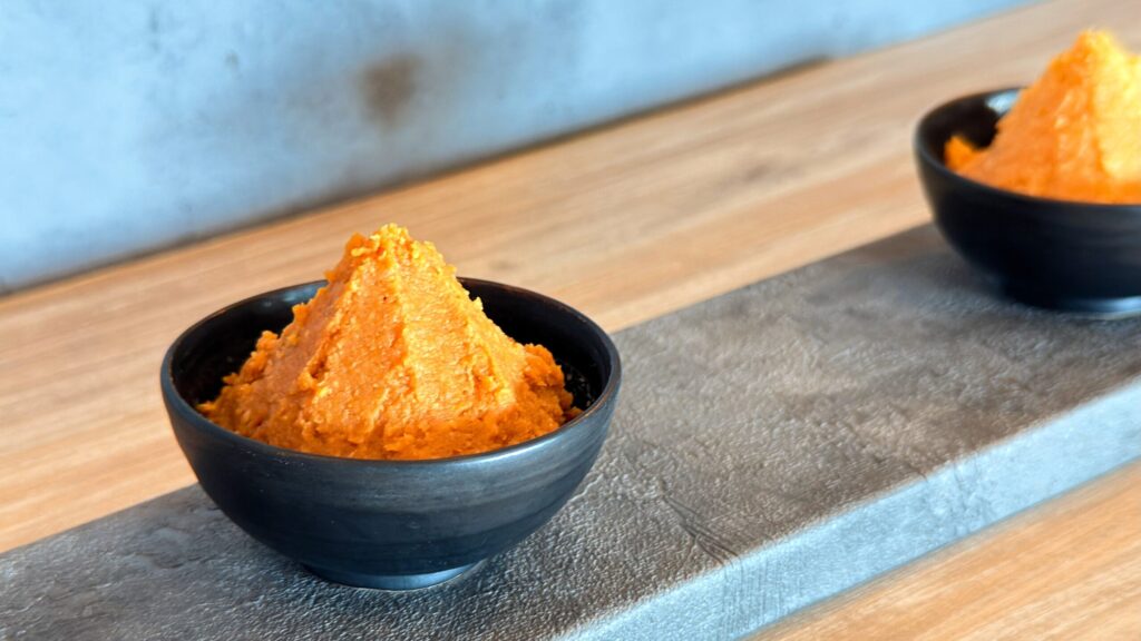 1665_試食会で置かれていた「寛文五年堂」の味噌