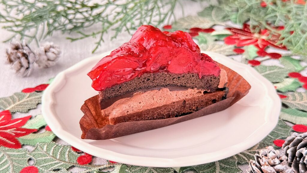 スターバックス_「ストロベリー&チョコレートタルト」の皿のせ