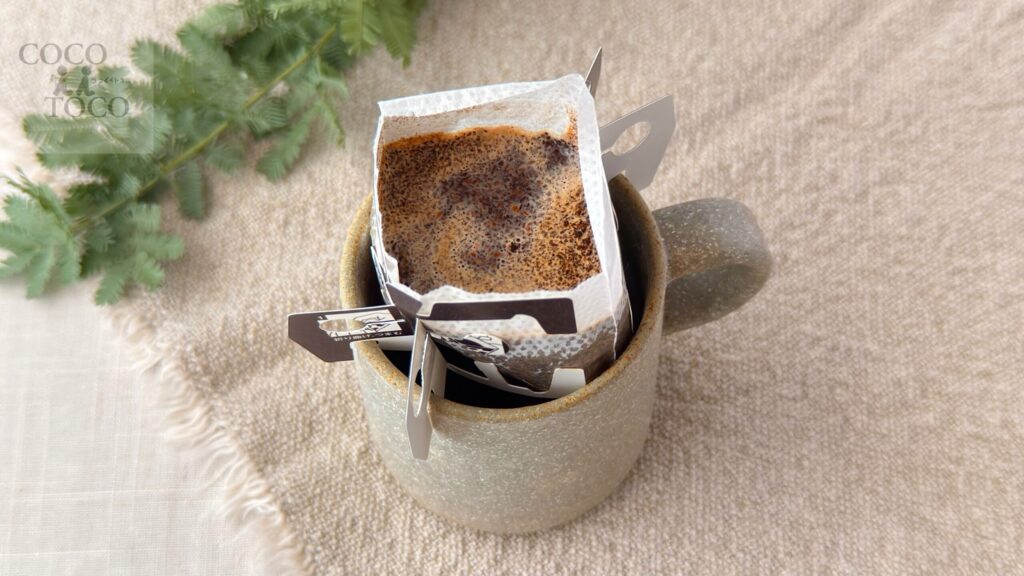 UCC_お湯を注いだ「UCC 珈琲探究 ワンドリップコーヒー モカブレンド」