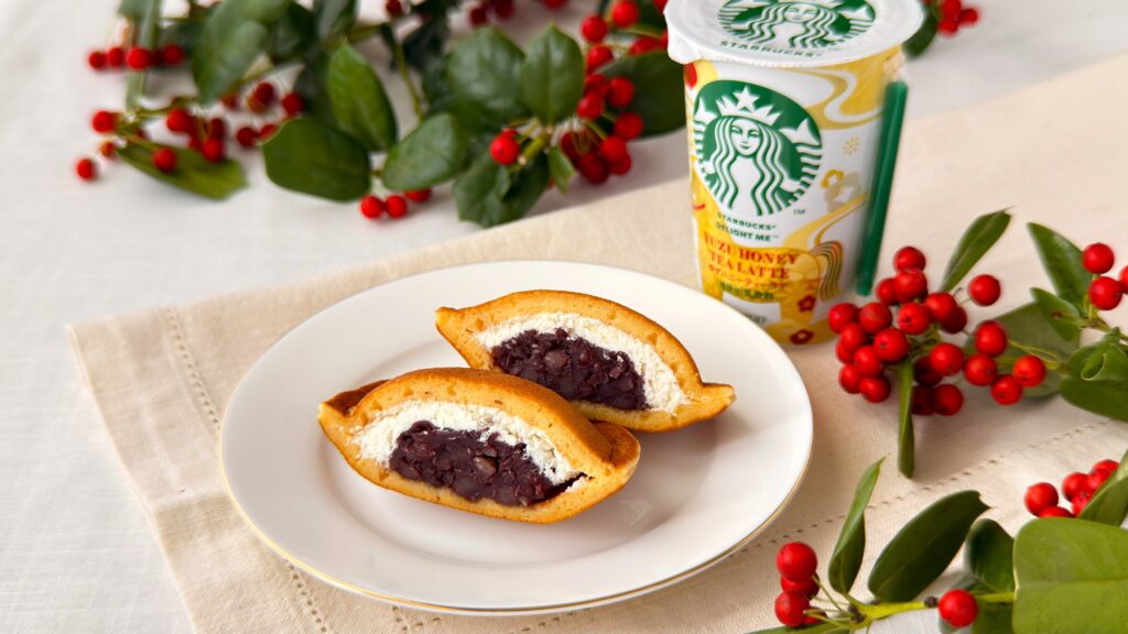 スターバックス_「スターバックス®DELIGHT ME™ ゆずハニーティーラテ」と生クリーム入りどらやき