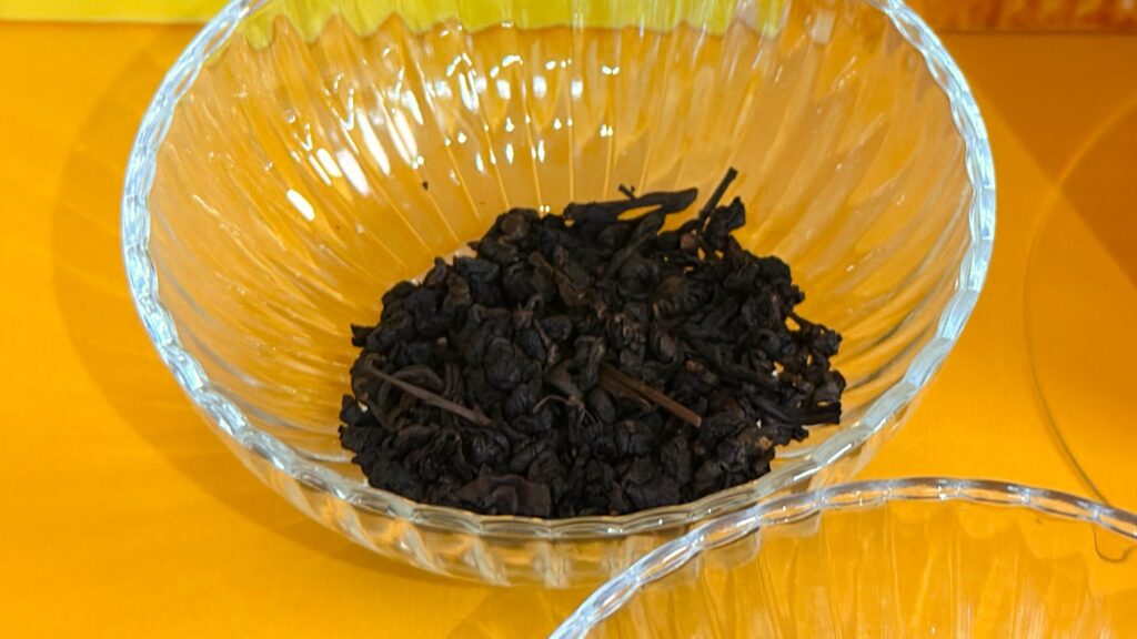 ゴンチャ_「ハニーナッツウーロン」の茶葉