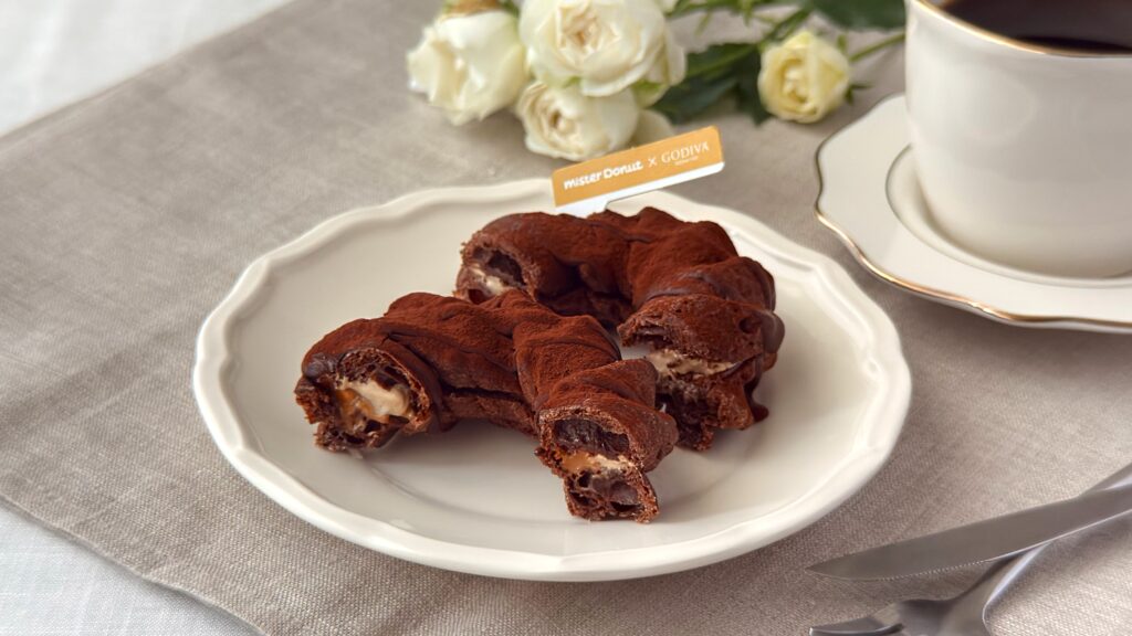 ミスタードーナツ_「生ショコラフレンチ キャラメルプラリネ」の断面