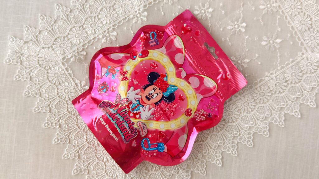 東京ディズニーリゾート__ディズニー・パルパルーザ ミニーのファンダーランド限定「パスタスナック」のパッケージ