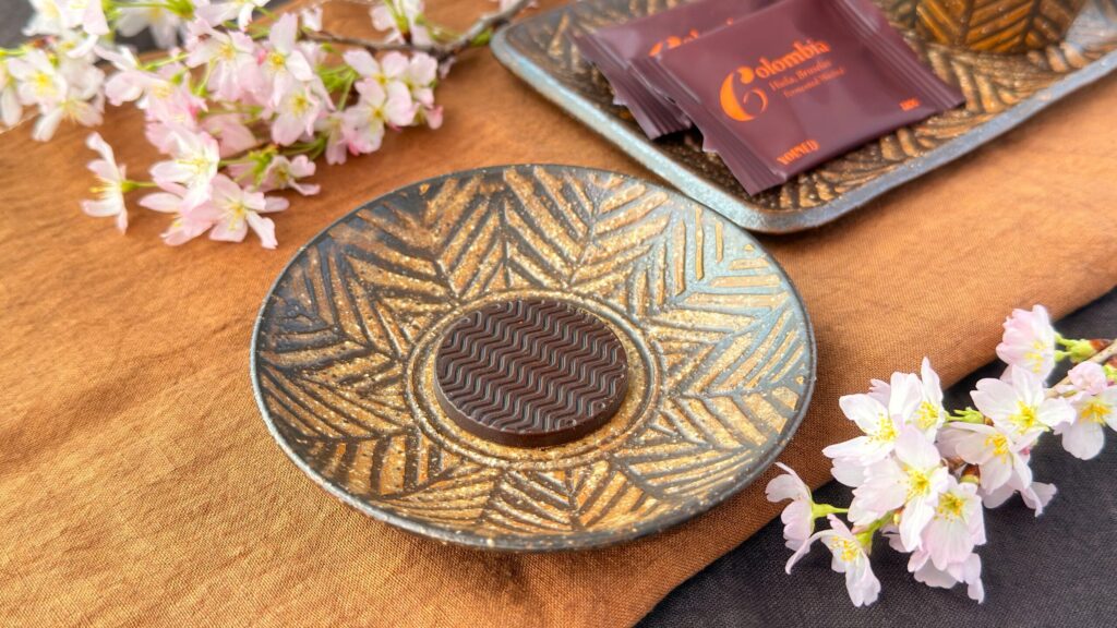 UCC_「UCC YOINED アソートセット」のコロンビアの皿のせ