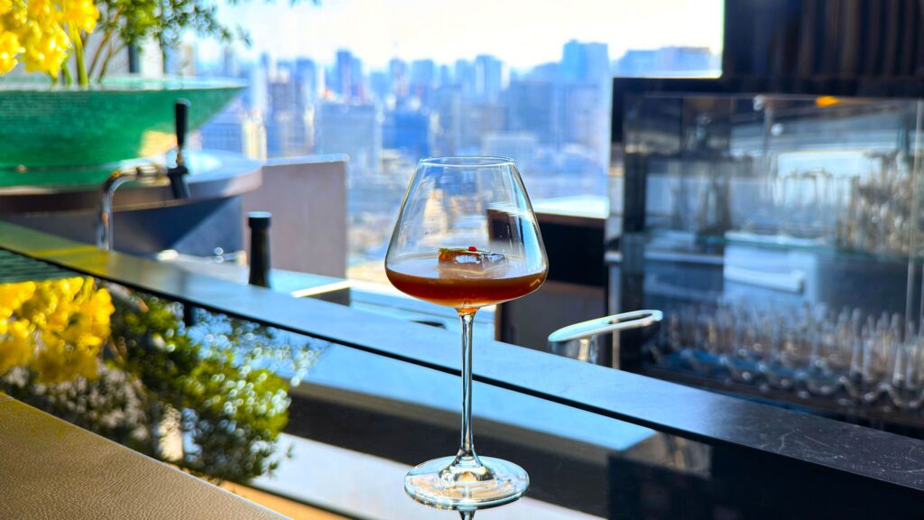 ザ・プリンスギャラリー東京紀尾井町_「Origin Pairing with YOINED（Colombia）」が置かれている様子