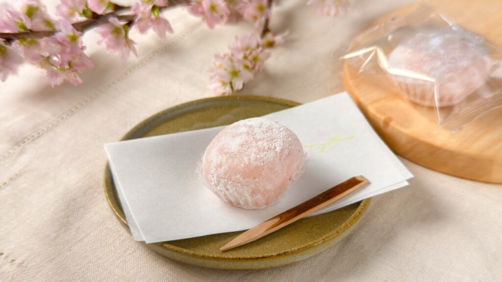 無印良品_「桜クリーム」の皿のせ