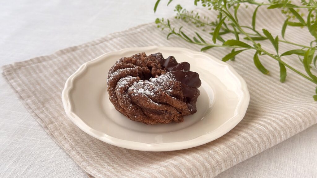 ミスタードーナツ_「エンゼルショコラ」の皿のせ