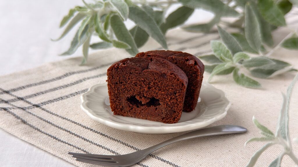 無印良品_「生チョコ入りガトーショコラ」の断面