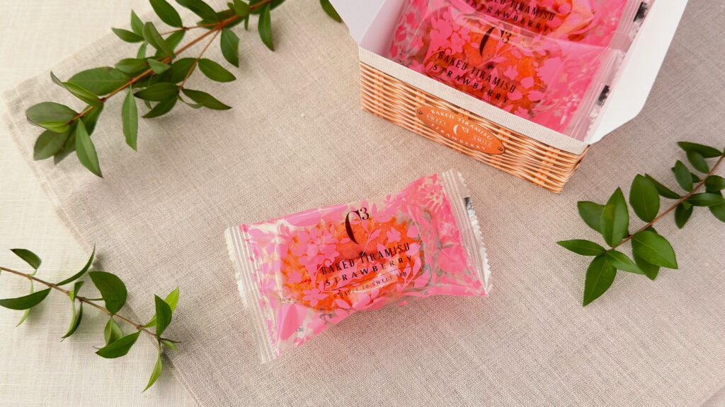 シーキューブ_「焼きティラミス いちご」の個包装
