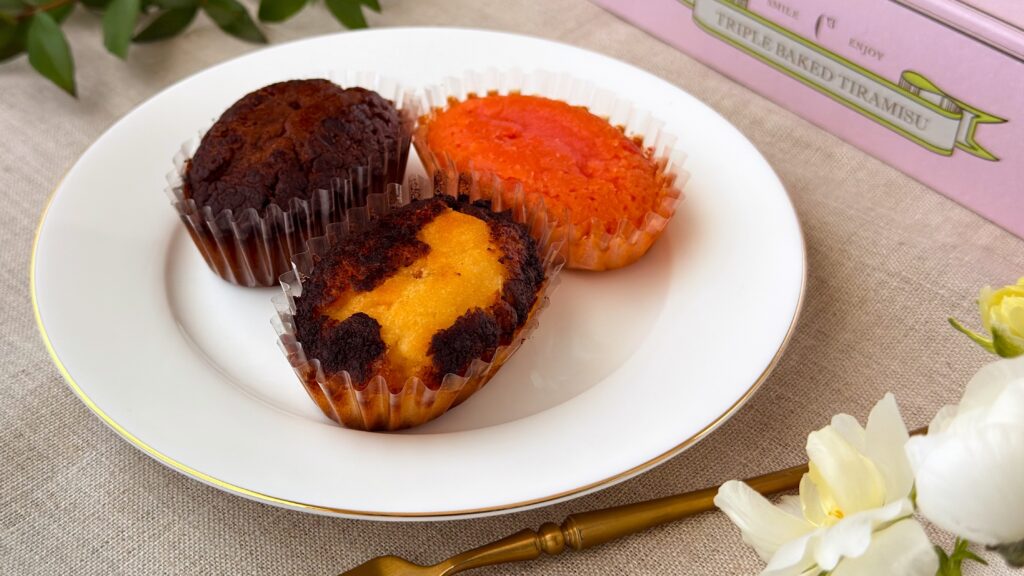 シーキューブ_シーキューブ_「トリプルティラミス 3種8個入」の皿盛り