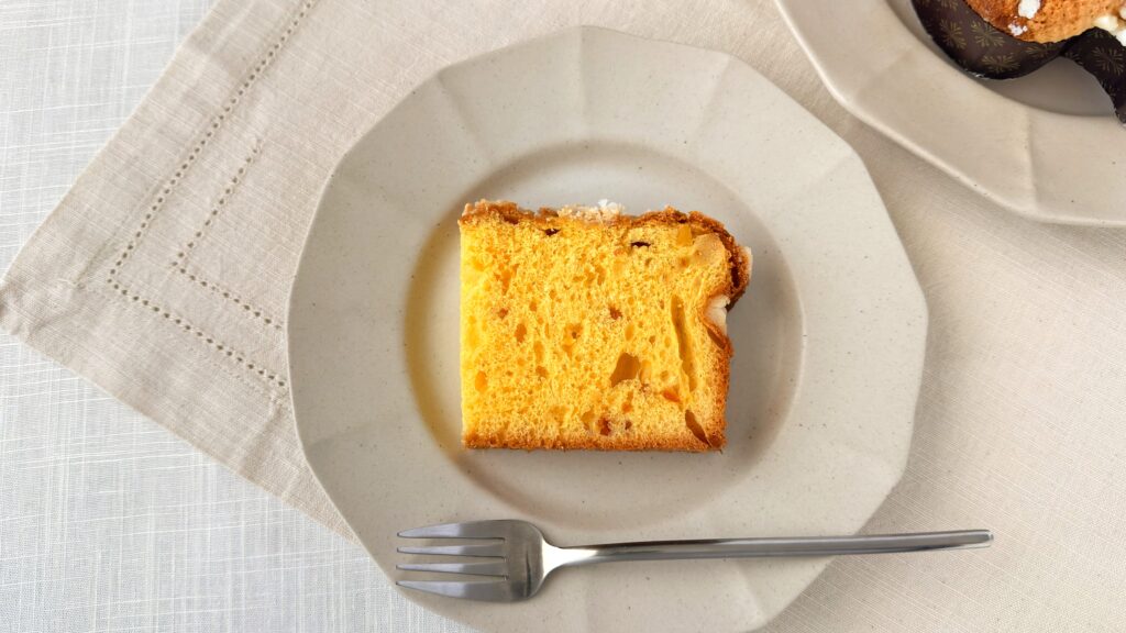 ドンク_カットした「コロンバ」の断面