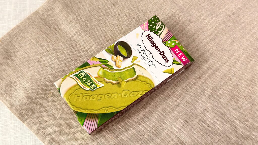 ハーゲンダッツ_クリスピーサンド「ザ・グリーンティー」のパッケージ